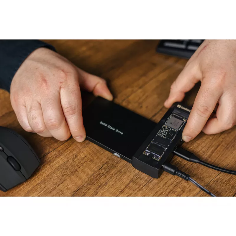 Sandberg USB 3.2 Kloner und Dock für M2 + NVMe + SATA