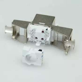 Keystone-Buchse ROLINE Cat.6a RJ-45 geschirmt, werkzeuglos, schlank, Silber