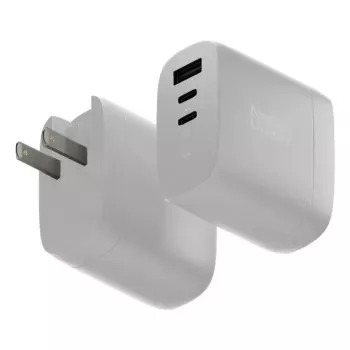 Schnelles GaN-Ladegerät Native Union Fast Gan Charger Pd 67W Weiß Intl 2C1A USB‑C 2 Anschlüsse 67W AC 100–240V Schutz vor Überstrom Überspannung Überhitzung