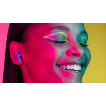 Music Sound Swag SWAG sind die kapselförmigen Bluetooth-Kopfhörer in vielen leuchtenden, supertrendigen Farben.