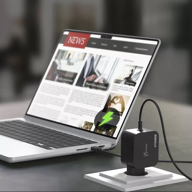 j5create JUP1565DC 67W GaN PD USB-C® Mini-Ladegerät mit 6 Arten von DC-Steckern – EU, Schwarz