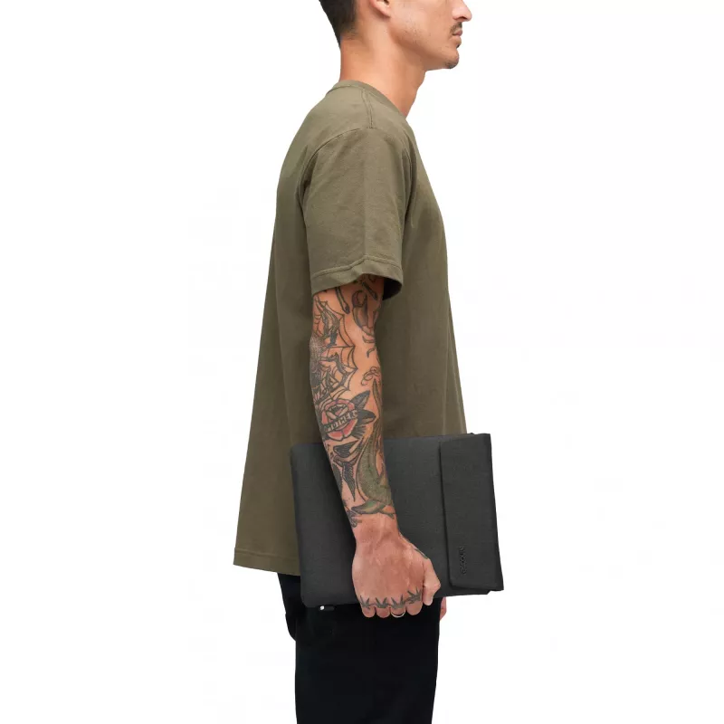 Tablet-Hülle Incase Crosstown Sleeve für 11-Zoll-Tablet, Schwarz