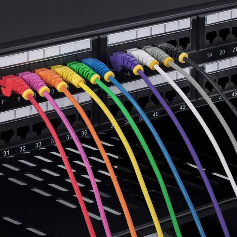 StarTech.com 2m Rot schlank CAT6 Ethernet-Kabel, rastnasenschutz, 100W PoE, UTP, LSZH, 28AWG reiner blanker Kupferdraht, schlank RJ45 Netzwerk-Patchkabel mit Zugentlastung, einzeln getestet