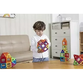 Magformers Magnetic Blocks Basic 30-tlg. Set von MAGFORMERS — 30-teiliges magnetisches Konstruktionsspielzeug