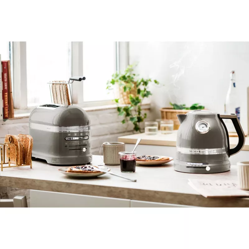Elektrischer Wasserkocher KITCHENAID 5KEK1522EMS — 1,5 L, 2400 W, Edelstahl, 7 Temperatureinstellungen