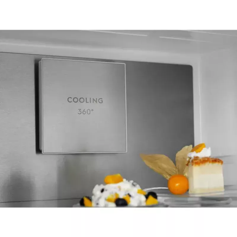 Electrolux LNT7ME36K2 Kühl-Gefrierkombination, 367 l (Kühlschrank 266 l, Gefrierfach 101 l), Gefrierfach unten, No Frost, Energieklasse E, schwarz