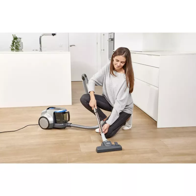 Zylinderstaubsauger Black & Decker BXVML700E — 700 W, 2 L Staubkapazität, Zyklonfilterung, EPA-Filter, Gummiräder