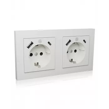 ICY BOX IB-MPS4200W-PD Steckdose Typ F + USB A + USB C Weiß