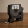 DYMO Authentic D1 Labels | Schwarzdruck auf transparenter Folie | 6 mm x 7 m | Selbstklebende Etiketten für LabelManager Etikettendrucker | Hergestellt in Europa
