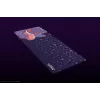 Gaming-Mauspad Razer Gigantus V2, 940×410 mm, Schaumstoff/Mikrofaser/Gummi, lila/rot/weiße Bildoberfläche