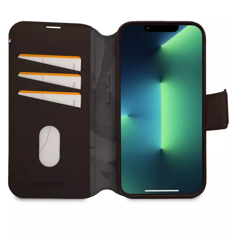Wallet-Hülle Decoded iPhone 14 Plus Braun 6,7 Zoll 3 Kartenfächer