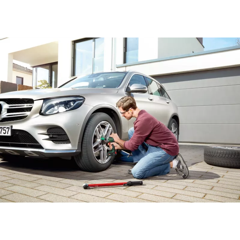 Bosch UniversalImpactDrive 18V-350 (Bare tool + Hex-Adapter + 3 Nüsse 17, 19, 21 mm)