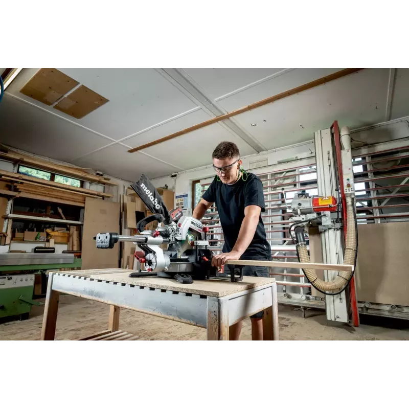 Säge Metabo KGS 18 LTX BL 254