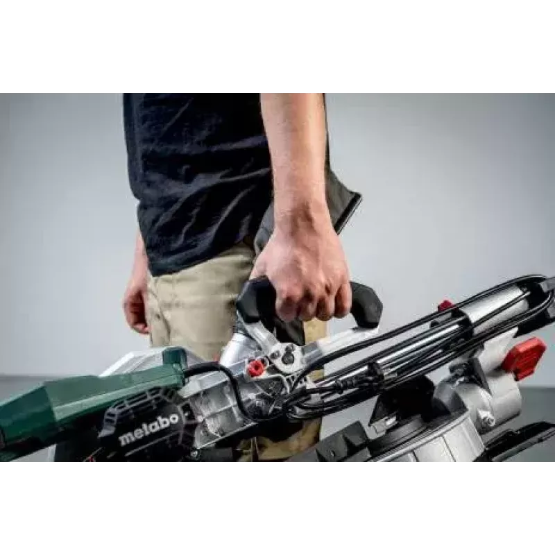 Kapp- und Gehrungssäge Metabo KGS 305 M 3700 U/min 1600 W Doppelschrägschwenk