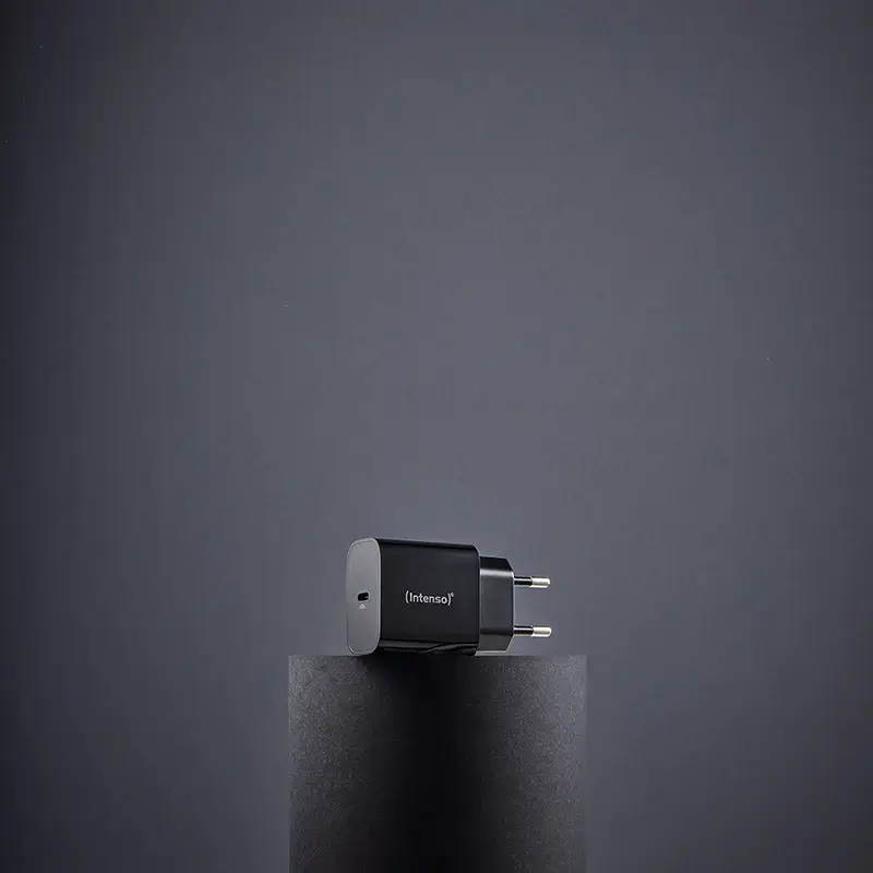 Netzteil Intenso W20C 20W USB-C Schwarz