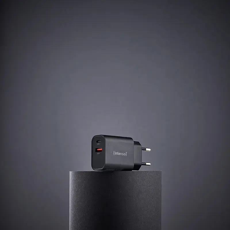 Netzteil Intenso W30AC 30 W USB-A USB-C Schwarz