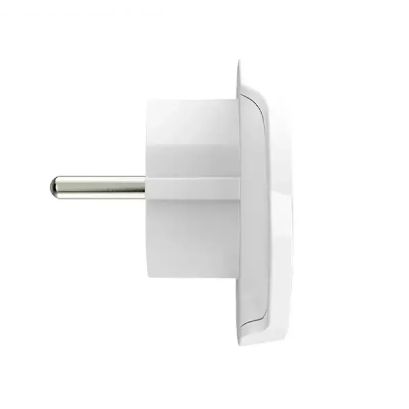 Reiseadapter SKROSS World to Europe — Universaleingang auf europäische Steckdose, weiß, 64×58×47 mm