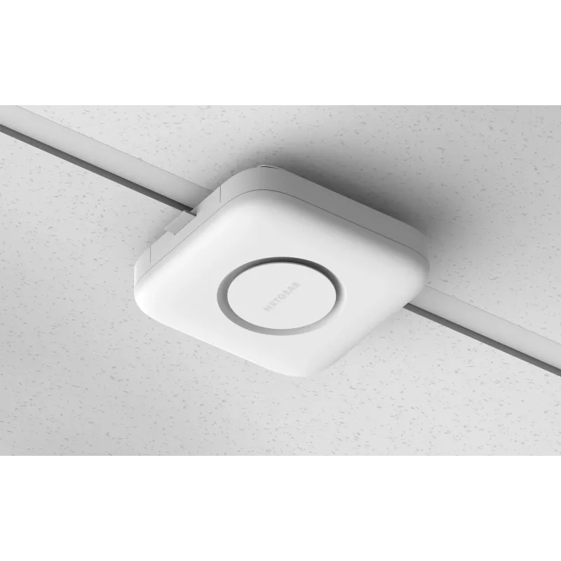 Netgear WBE718 Wireless Access Point – Tri‑Band 2,4/5/6 GHz, 9400 Mbit/s, PoE, 1x 2,5GbE, weiß