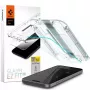 Spigen iPhone 15 Glas.tR EZ Fit Displayschutz aus gehärtetem Glas Transparent