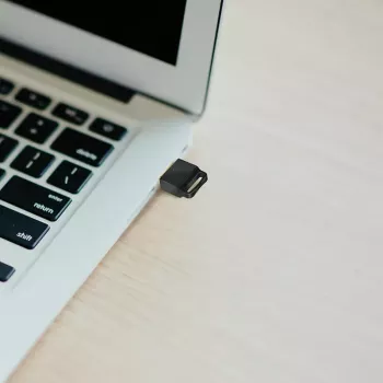 LogiLink Bluetooth 5.0 Adapter USB 2.0 USB-A Schwarz 10m Reichweite