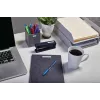 DYMO Authentic D1 Beschriftungsbänder | Blaue Schrift auf weißem Band | 9 mm x 7 m | Selbstklebende Etiketten für LabelManager Beschriftungsgeräte | Hergestellt in Europa