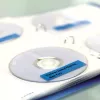 DYMO Authentic D1 Labels | Schwarzer Druck auf blauem Band | 19 mm x 7 m | Selbstklebende Etiketten für LabelManager Etikettendrucker | Hergestellt in Europa