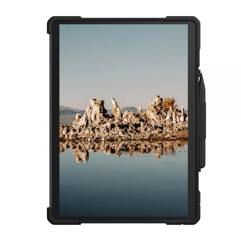 Cover für Microsoft Surface Pro 9/10/11 von URBAN — Metropolis SE, passend für bis zu 33 cm (13 Zoll), Standmodus, schwarz