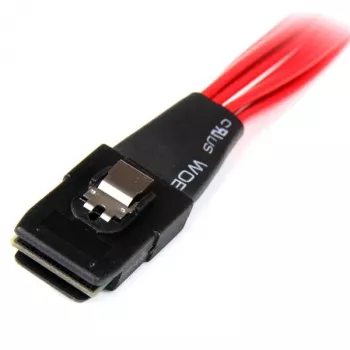 StarTech.com 50 cm internes Serial Attached SCSI Mini-SAS-Kabel - SFF-8087 auf 4x SFF-8482