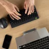 R-Go Tools Ergonomische Tastatur R-Go Compact Break, kompakte Tastatur mit Pausensoftware, QWERTY (IT), Bluetooth, schwarz