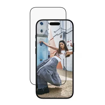 Displayschutz PanzerGlass SAFE für iPhone 17 Ultra‑Wide Fit mit schwarzem Rahmen