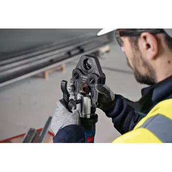 Bosch Akku-Presswerkzeug GPT 18V-32 Rohr-Akupresse
