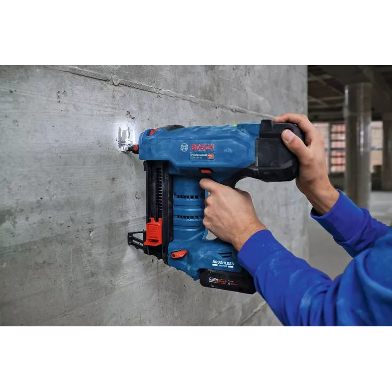 Nagler Bosch GNB 18V-40 batteriebetrieben 18V leichtgewichtig