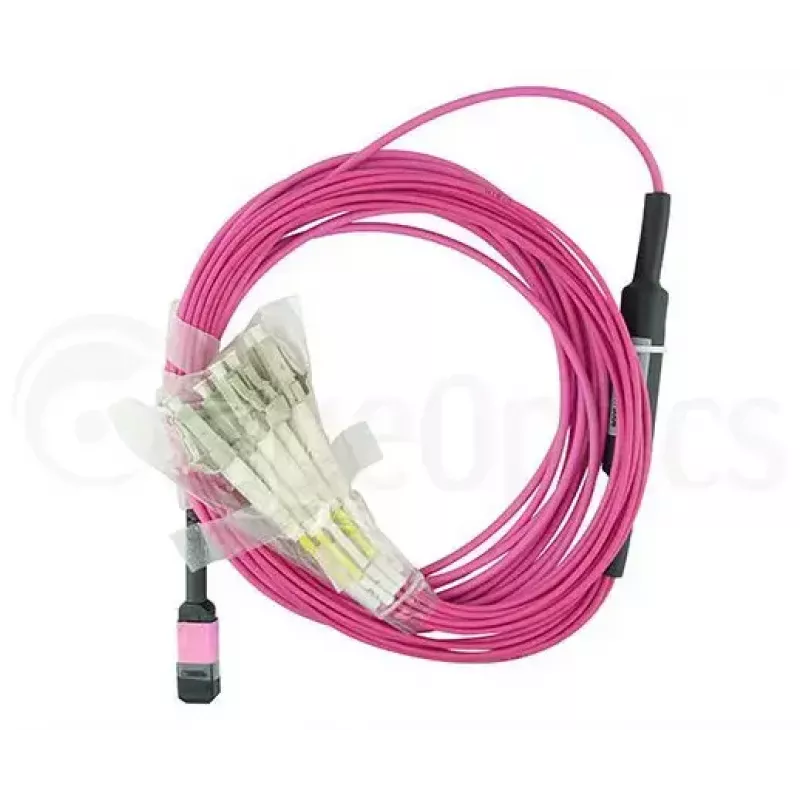 BlueOptics CBL-MPO12-4LC-OM4-5M-BO InfiniBand-Glasfaserkabel 4x LC MPO 5m