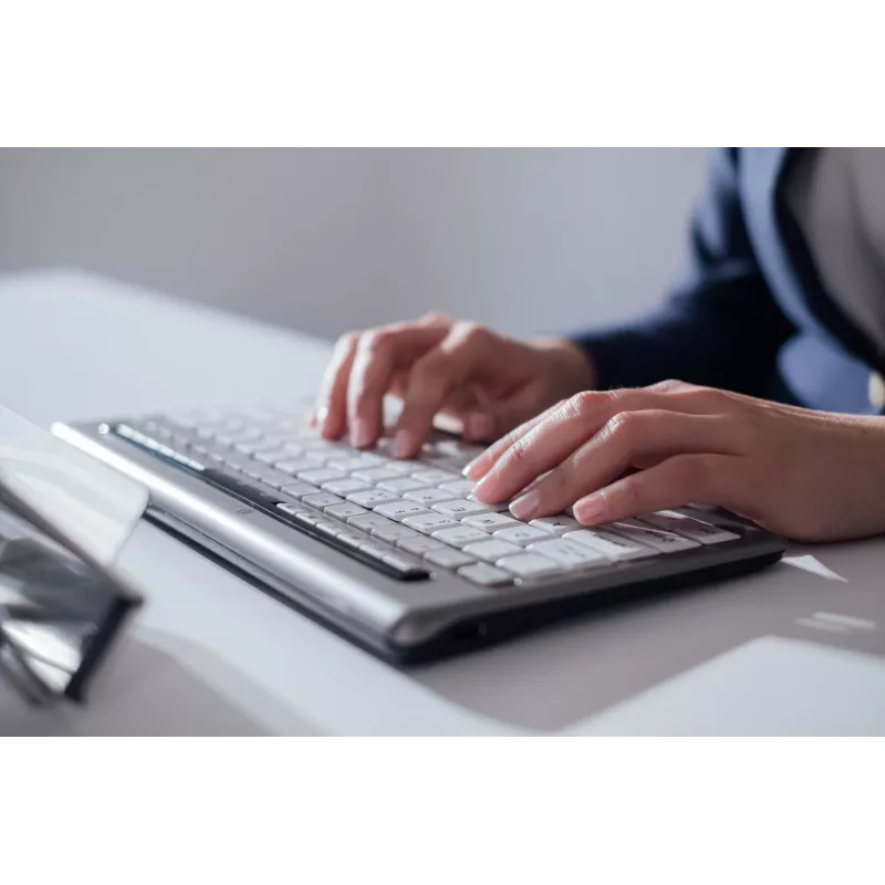 BakkerElkhuizen S-board 840 UK Qwerty, Tenkeyless (80 - 87%), Kabelgebunden, USB, Scissor-Tastenschalter, QWERTY, Hellgrau, Weiß