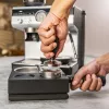 Espressomaschine KRUPS XP801T halbautomatisch mit integriertem Mahlwerk, 3-Liter-Wassertank, 2 Tassen Ausgabe, schwarz/Edelstahl