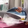 Dampfbügeleisen Philips DST7020/20 — 2800 W, SteamGlide Plus-Bügelsohle, 50 g/min Dauerdampf, 250 g/min Dampfstoß, 0,3 l Wassertank, blau