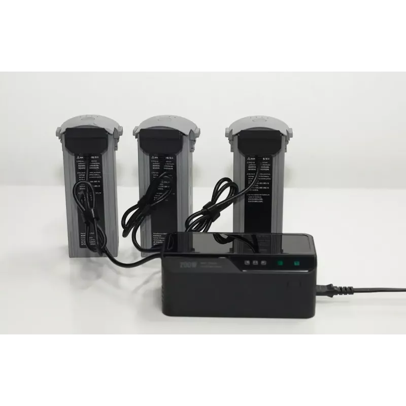 Ladegerät Autel Multi-Ladegerät für EVO Max Serie Modell 102002545 — 3-Akku, USB-C, 120 W Ladeleistung, 100–240 V Eingang