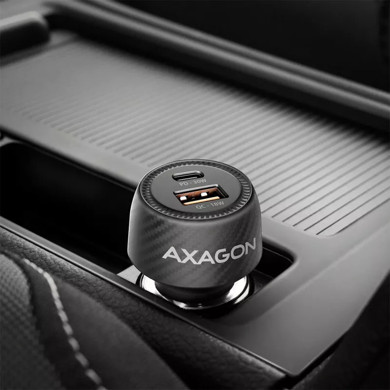 Auto-Ladegerät AXAGON PWC-PQ48, 48 W, USB-C (PD3.0) + USB-A (QC4+), Eingang 12–24 V, Schwarz