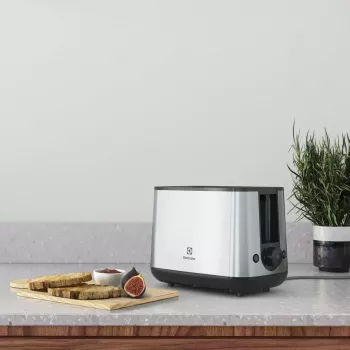 Electrolux E3T1-3ST 7 2 Scheiben 800 W Grau, Edelstahl
