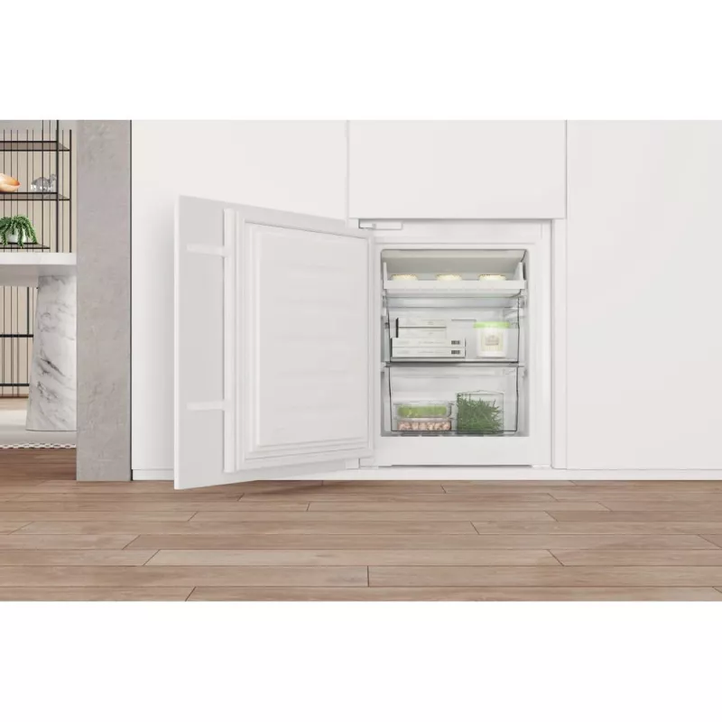 Whirlpool WHC18 T322 Einbau-Kühlschrank 250 L