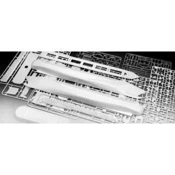 Passagierschiff-Modell REVELL Queen Mary 2 Bausatz, Maßstab 1:700