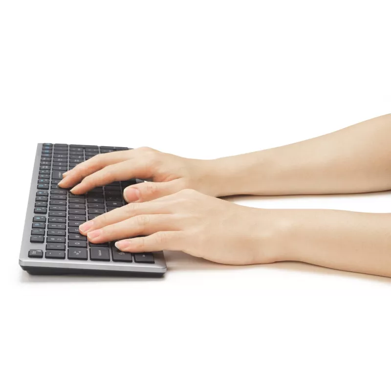 Kensington KB535 EQ Wiederaufladbares Multi-Device-Tastatur, Int ENG