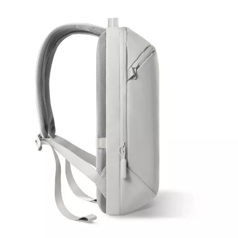 Rucksack XDDESIGN Air P706.3219 — Grau, 15 l, Laptopfach bis 39,6 cm (15,6 Zoll), abschließbarer Hauptreißverschluss