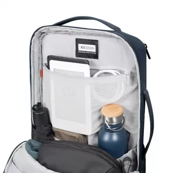 Backpack XDDESIGN Air Backpack NAVY P706.3225 – 15 L, passend für bis zu 39,6 cm (15,6 Zoll), verschließbarer Hauptreißverschluss