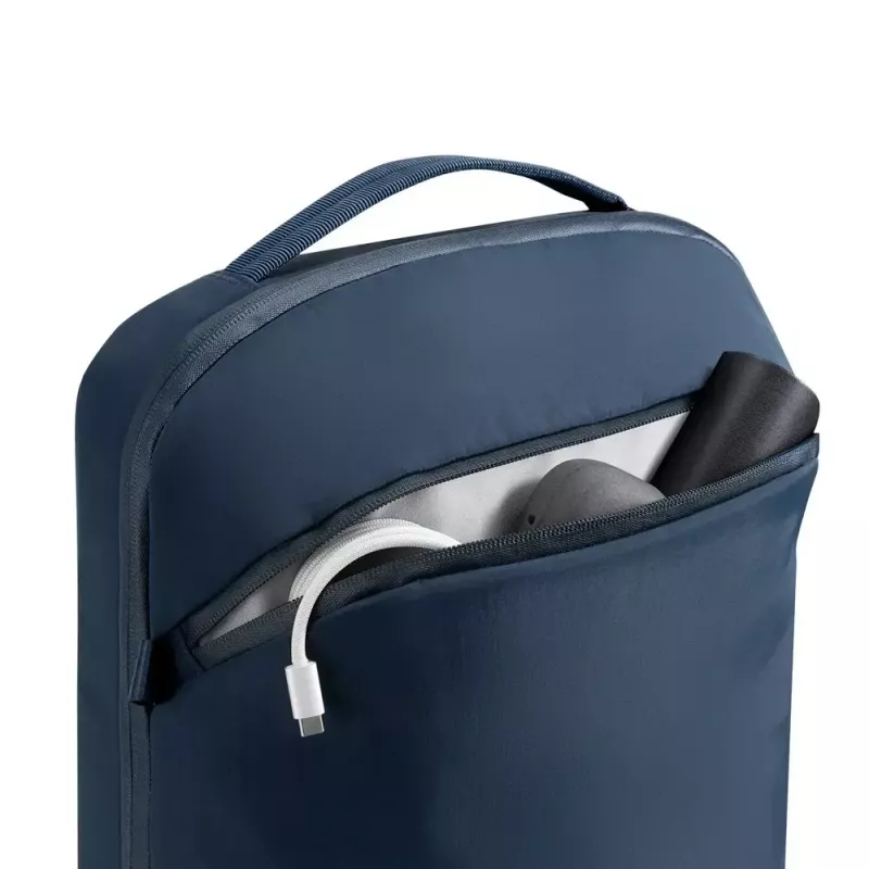 Backpack XDDESIGN Air Backpack NAVY P706.3225 – 15 L, passend für bis zu 39,6 cm (15,6 Zoll), verschließbarer Hauptreißverschluss