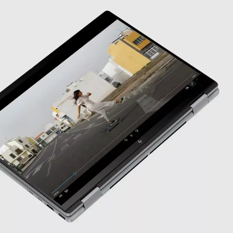 Laptop HP ENVY x360 14 Zoll Ryzen 7 8840HS 16 GB 512 GB Win11Home
