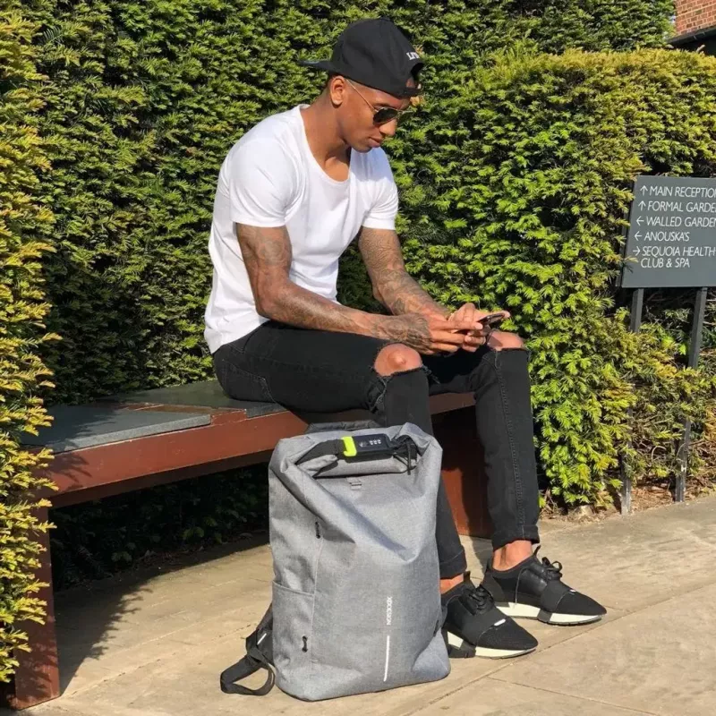 Backpack XDDESIGN Urban Lite — geeignet für Bildschirme bis 12,9 Zoll, 415×145×610 mm, Schwarz/Grau
