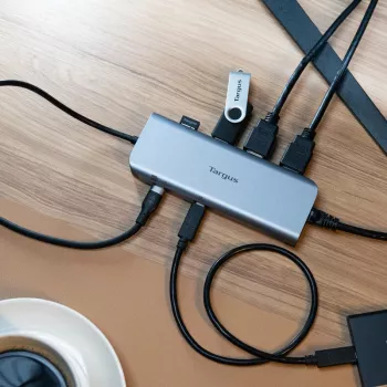 Targus Dual Video Mobile Dock mit 140W EPR Pass-Thru, Kabelgebunden, USB 3.2 Gen 2 (3.1 Gen 2) Typ-C, 140 W, 1000 Mbit/s, Grau, 10 Gbit/s