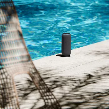Mono tragbarer Lautsprecher Motorola moto sound flow Carbon – 30 W RMS, USB-C, kabellos, Stoffgehäuse