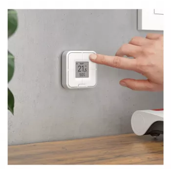 Kabelloser, wandmontierbarer smarter Controller FRITZ Smart Control 440 — Weiß, 69×69×18 mm